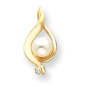 14K 5.5mm White Round Freshwater Cultured Pearl AA Diamond Pendant
